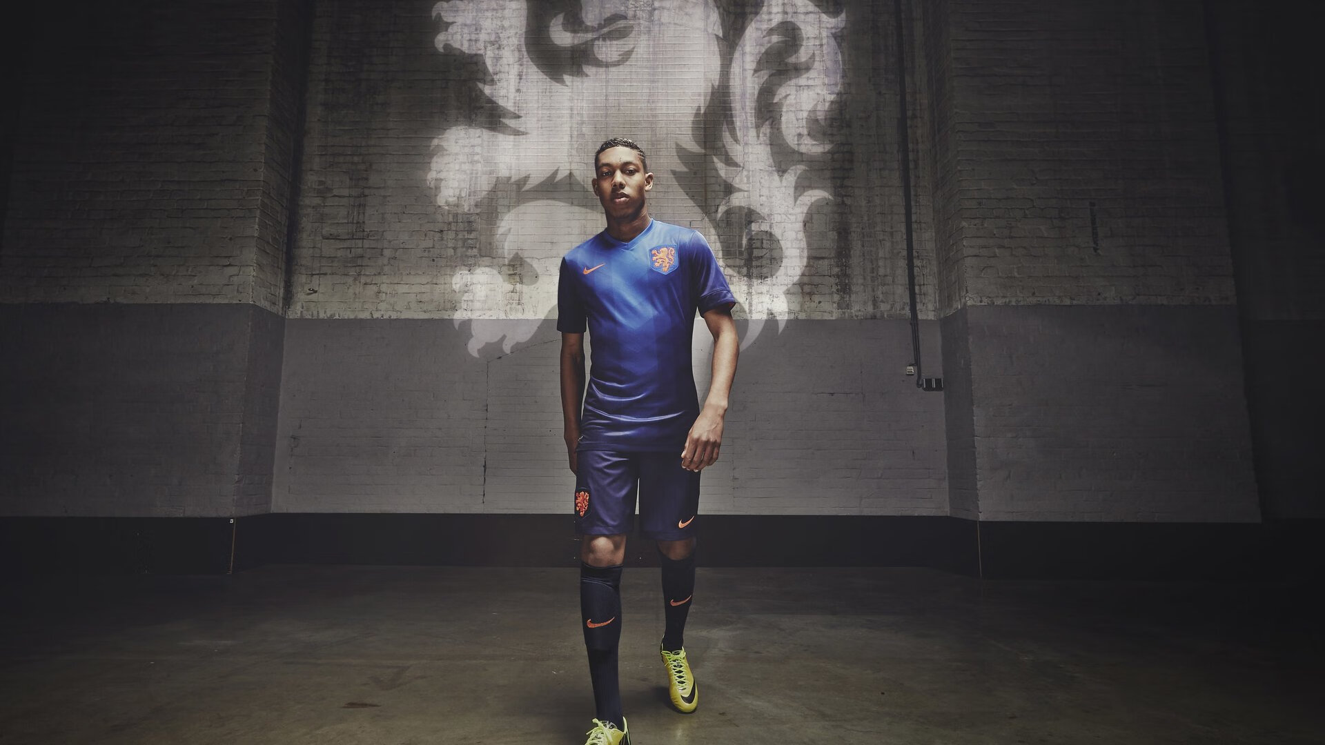 当安菲尔德遇见伯纳乌，利物浦铁血击败南美劲旅，本泽马欧冠半决赛上演王者接管